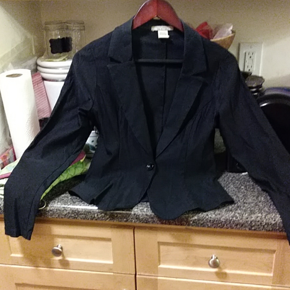Blk lil blazer for size petite 6/8